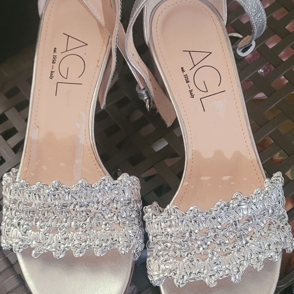 AGL Women's Metallic Silver Sandals